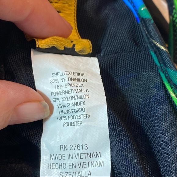 Robby Len Swim Fashions One Piece Swimsuit Blue Floral Sz 12 - Picture 7 of 9